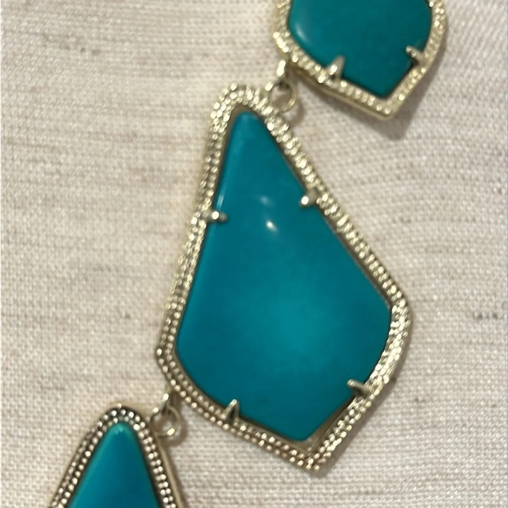 Kendra Scott Kensey Statement Necklace - Picture 5 of 7